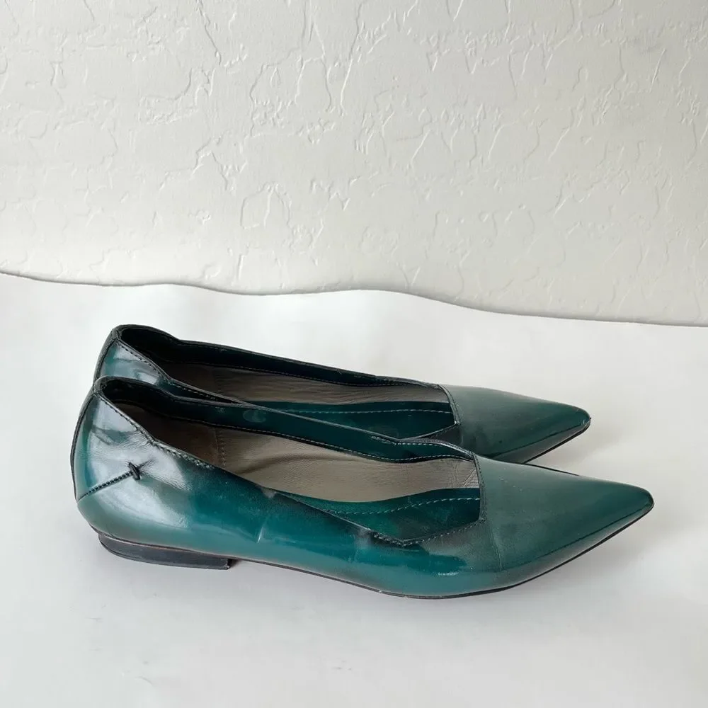 CNC Costume National Teal Pointed-Toe Leather Flats